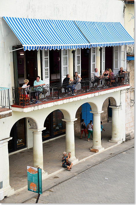 17305 Cuba Fricke Auf diesem Balkon hat schon Hemingway seinen Mojito geschluerft