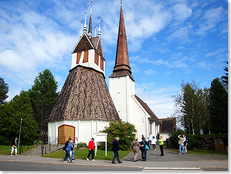 Die Kirche in Tornio ist mit Holzschindeln bedacht.