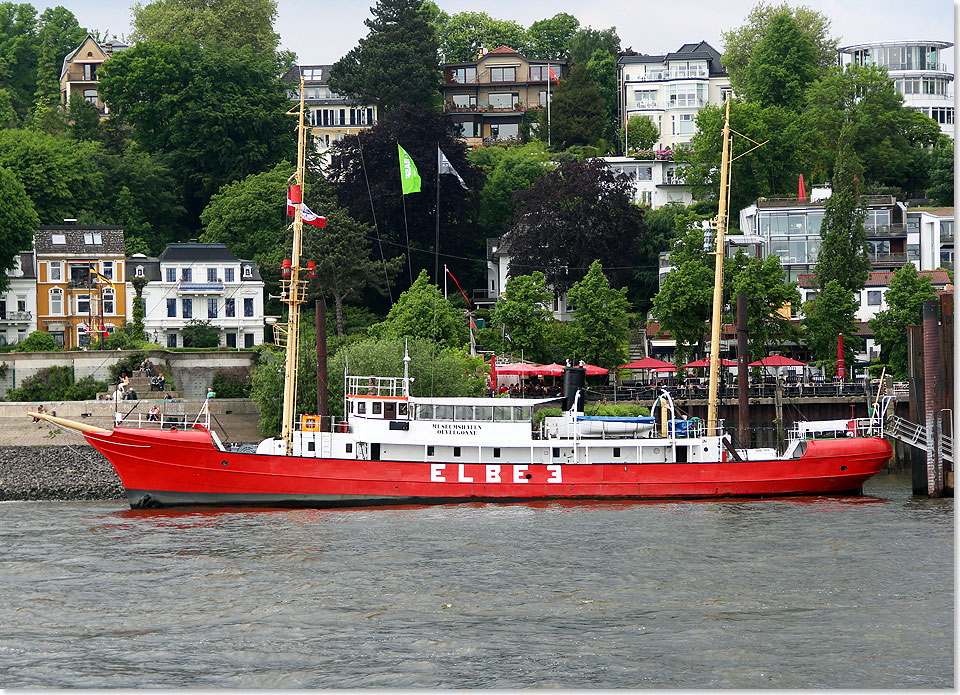 Das ehemalige Feuerschiff ELBE 3 im Museumshafen velgnne im Hamburger Stadtteil Othmarschen.

