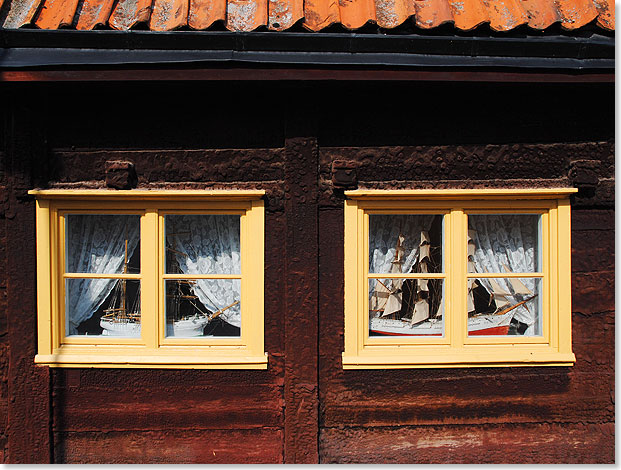 Wie diese Fensterdekoration zeigt, wird das maritime Erbe der alten Hansestadt Visby bis heute von ihren Brgern lebendig gehalten.