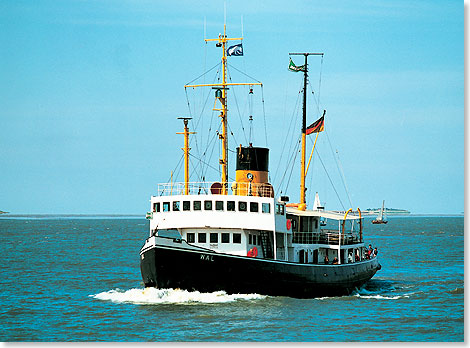Auf den Oderwerken in Stettin gebaut wurde 1938 der Dampf-Eisbrecher WAL fr Dienste auf dem Nord-Ostsee-Kanal. Nach einer sehr abwechslungsreichen Geschichte kam das Schiff 1990 nach Bremerhaven.