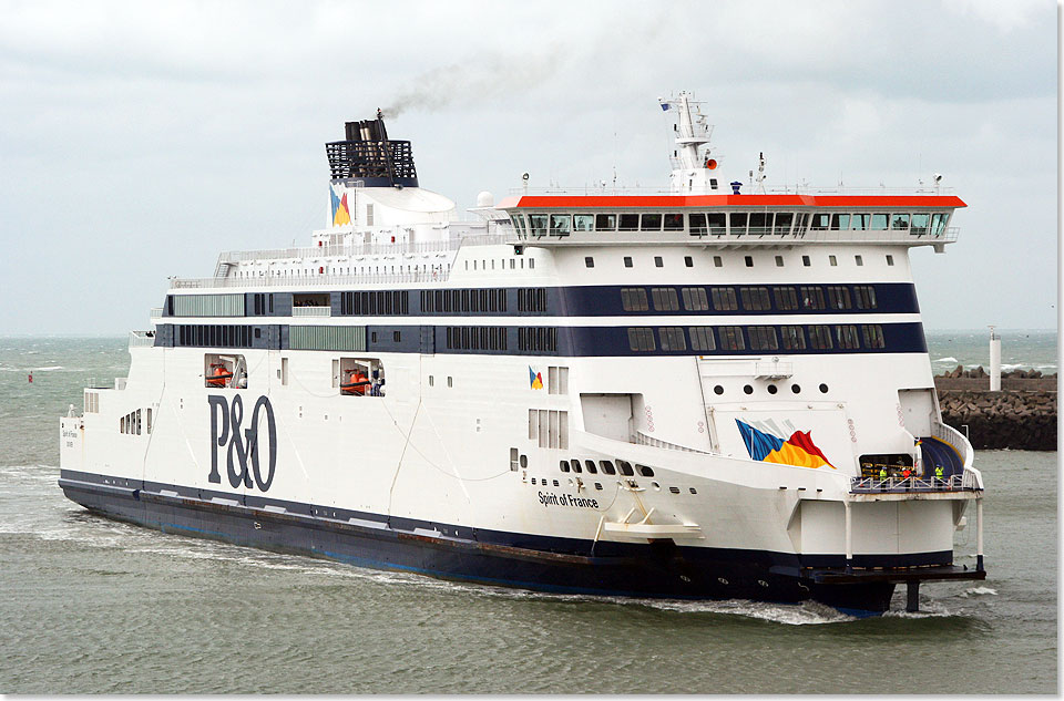 Die P&O Ferries-Neubauten von 2011/12 SPIRIT OF FRANCE und SPIRIT OF BRITAIN sind die grten Fhrschiffe, die jemals fr die Kurzstrecke ber die Dover Strait gebaut worden sind. 
