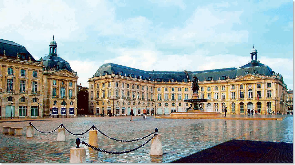 Die majesttische Place de la Bourse (Brsenplatz) mit dem Drei-Grazien-Brunnen, ist das Glanzlicht der kilometerlangen Architektur-Show, die Bordeaux allein am Ufer der Garonne prsentiert. Der Palast der ehemaligen Hafenbrse beherbergt heute das Zollmuseum