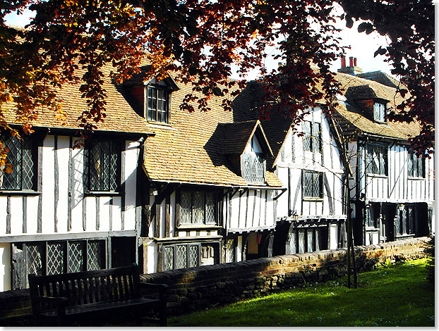 Schwarze Balken, weies Mauerwerk: in Kent und Sussex ist englisches Fachwerk noch in vielen Orten zu sehen. Altes steht hufig unter Denkmalschutz.