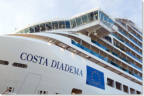 In Genua, dem Hauptsitz der Kreuzfahrtreederei Costa Crociere, angekommen, findet am 7. November die Taufe der COSTA DIADEMA statt. 