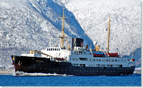 Ab Juni 2015 ergnzen Expeditionsreisen mit der NORDSTJERNEN das Hurtigruten-Programm.