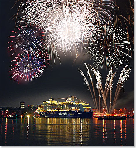 Gste erleben das Neujahrsfest an Bord der COLOR FANTASY im Osloer Hafen  Fjordflair inklusive. 