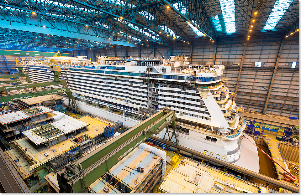 18104 NORWEGIAN BLISS im Baudock der Meyer Werft Foto Meyer Werft