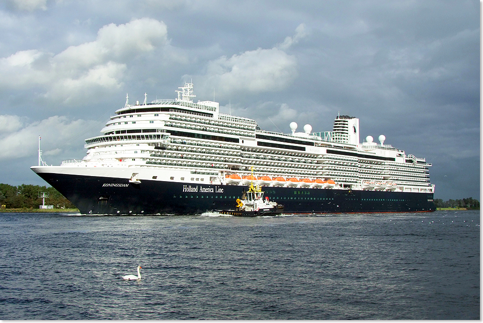 18108 Koningsdam 1 04092016 Ijmuiden Schwesterschiff der Nieuw Statendam Foto C Eckardt