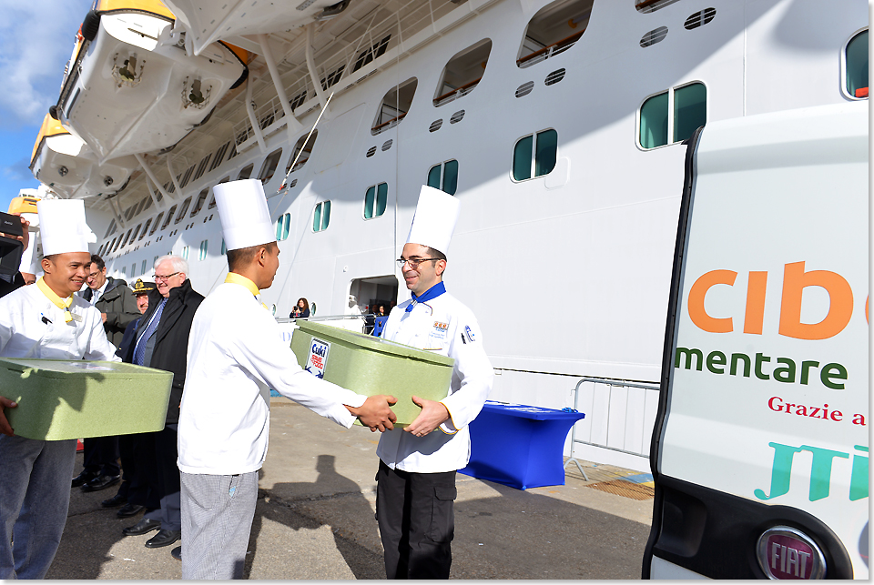 18111 Costa crociere und die gemeinnuetzige Food Bank Banco Alimentare erweitern Zusammenarbeit Foto Costa Kreuzfahrten