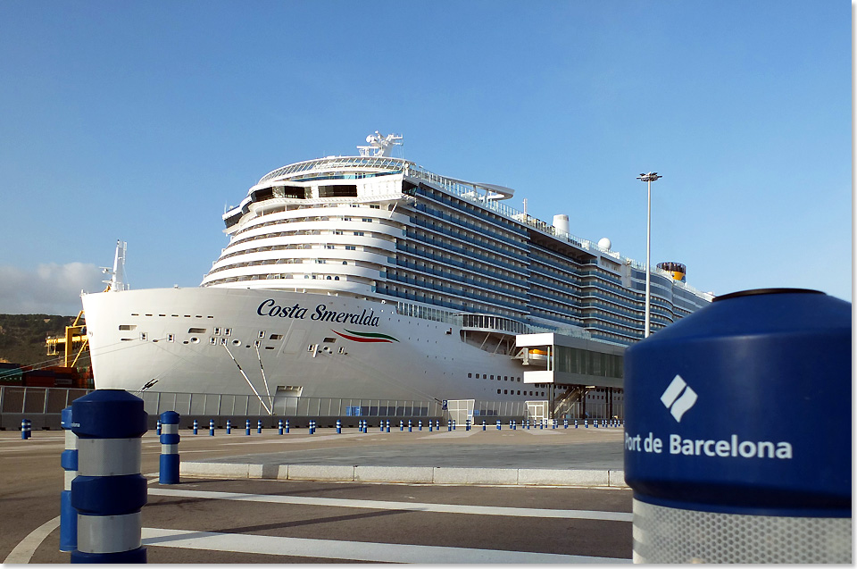 20110 Costa Smeralda am Cruiseterminal in Barcelona 18122019 C Eckardt 235