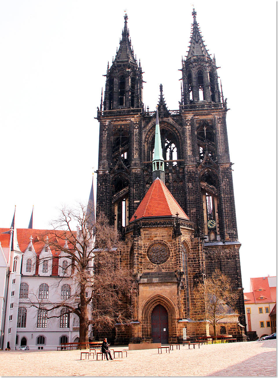 20114 40 Auf dem Meissner Domplatz