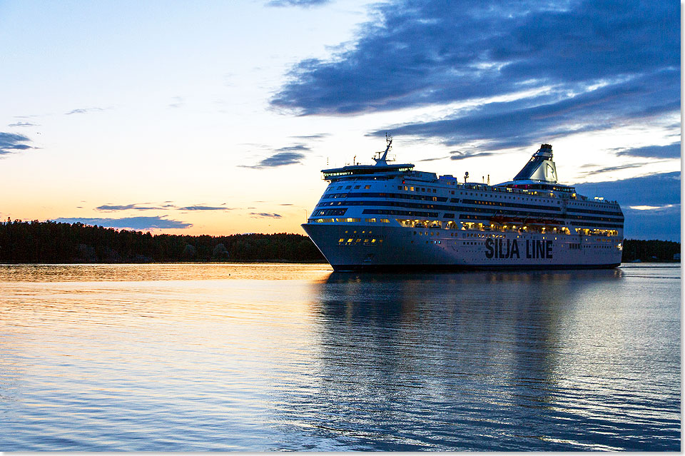 18208 TS Ships SILJA SYMPHONY Mariehamn 230615 IMG 1309 Foto Marko Stampehl Silja Line