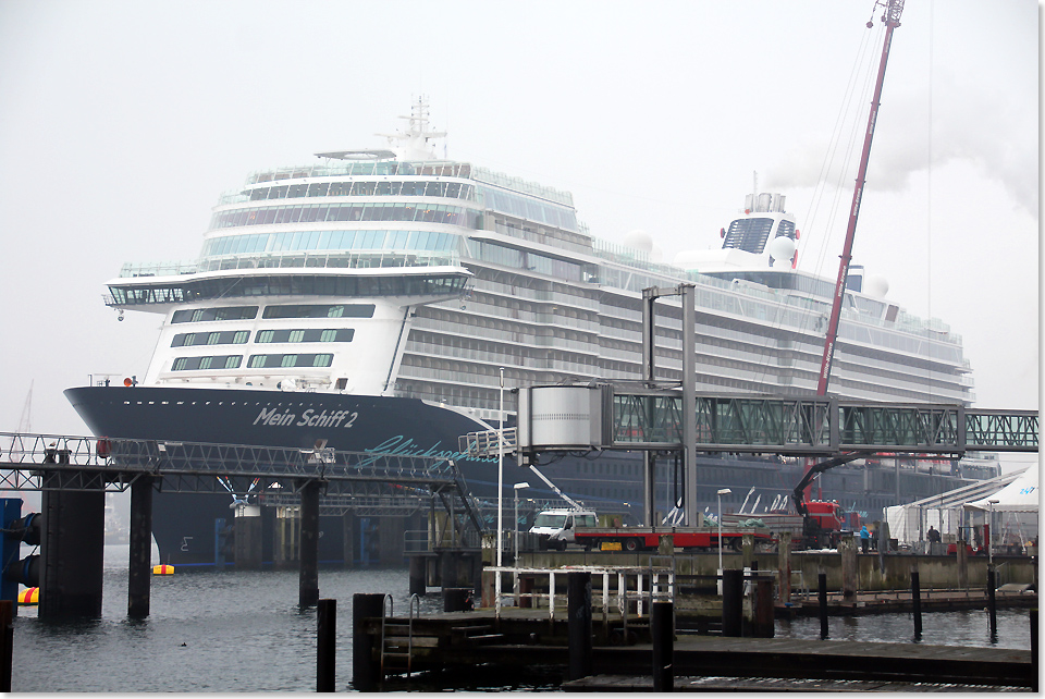 19209 00 Mein Schiff 2 Kiel04 2019 Kai Ortel