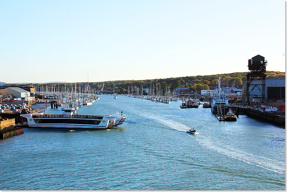 19212 09 Cowes19 2018 Kai Ortel