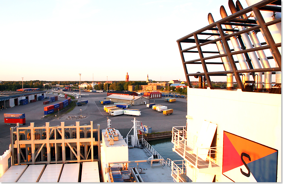 20213 PSW Blick vom Brueckendeck auf den Hafen von Hanko