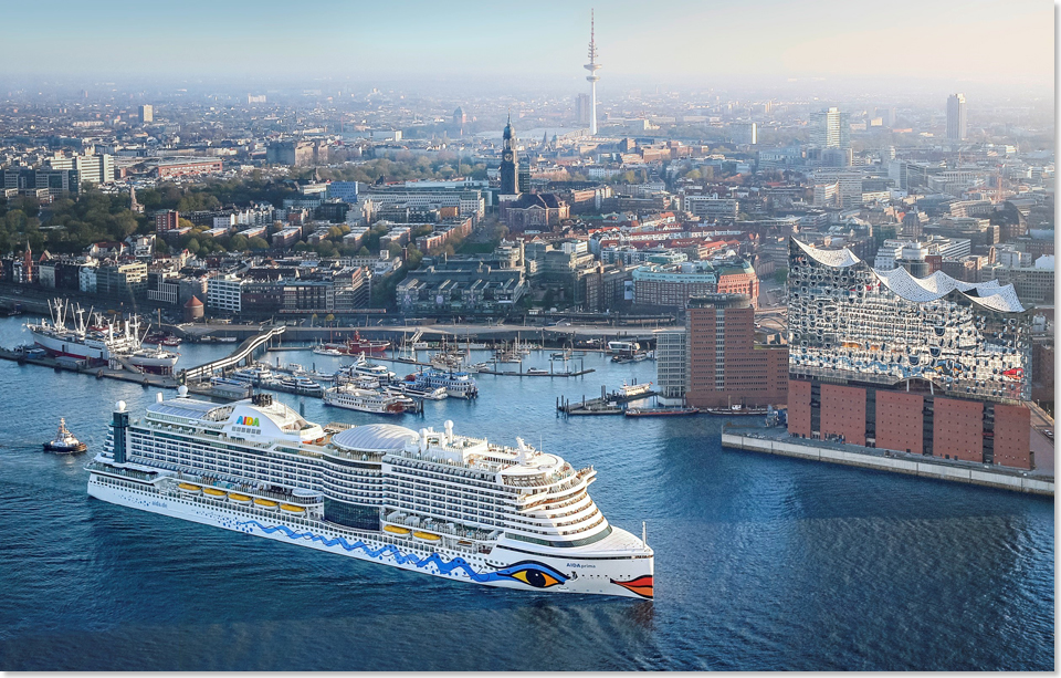 17311 AIDAprima vor der Hamburger Elbphilhamonie Foto AIDA Cruises