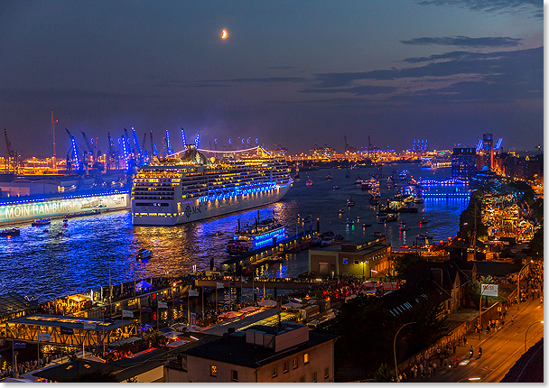 17320 events 24 7 action im hamburger hafen hier bei den cruise days copyright hhm glaubitt