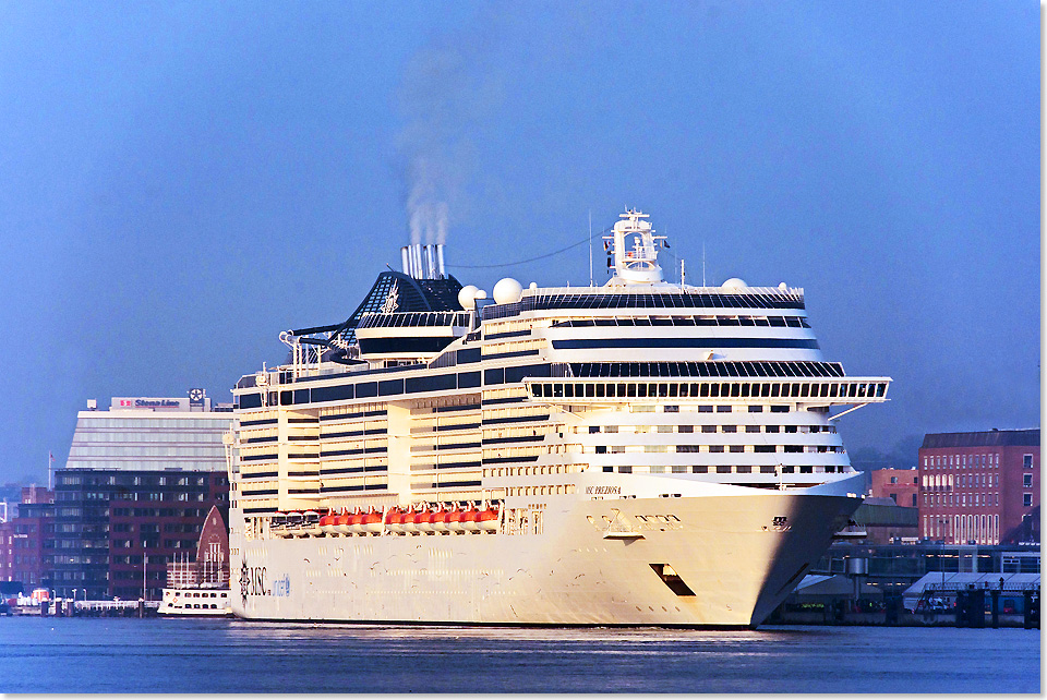 18304 05 MSC Preziosa in Kiel Foto Port of Kiel Stephen Gergs