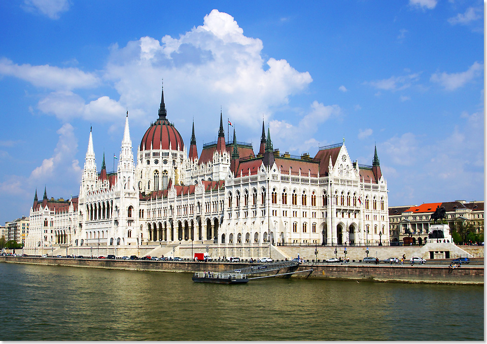 19313 EG Budapest Parlament 09128