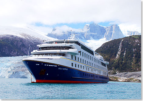 17402 Chilenische Fjorde.STELLA AUSTRALIS vor Gletscher Foto Alexander Moebius Seeshaupt