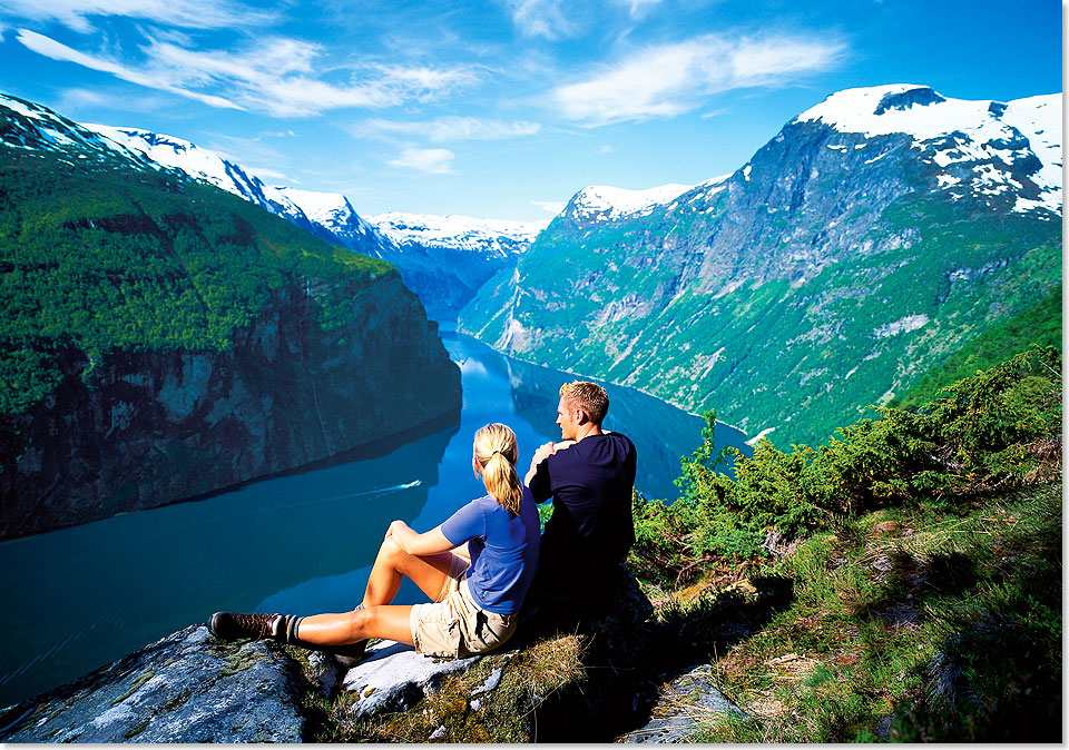 17404 Blick in den Geirangerfjord Foto Cruise Norway Terje Rakke