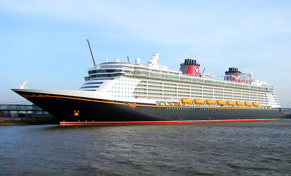 17404 DISNEY FANTASY 2 30012012 C Eckardt