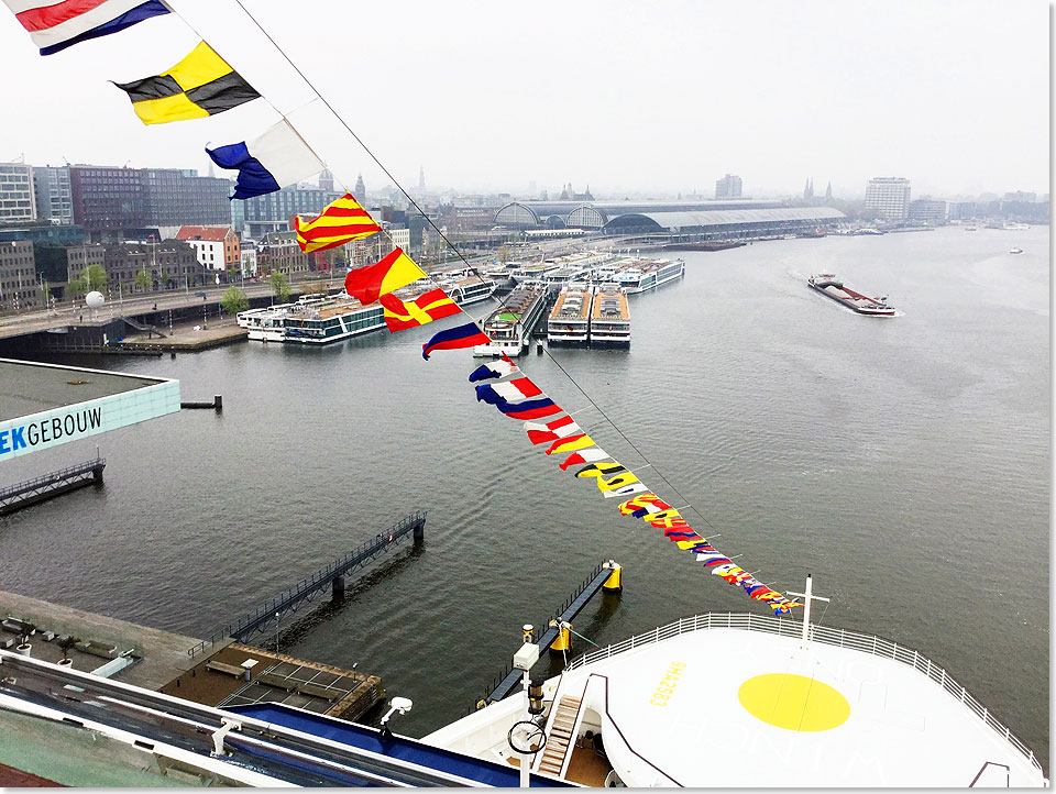 17405 SILHOUETTE Transatlantik 37 Amsterdam 1 0170 Foto Susanne Pilgram