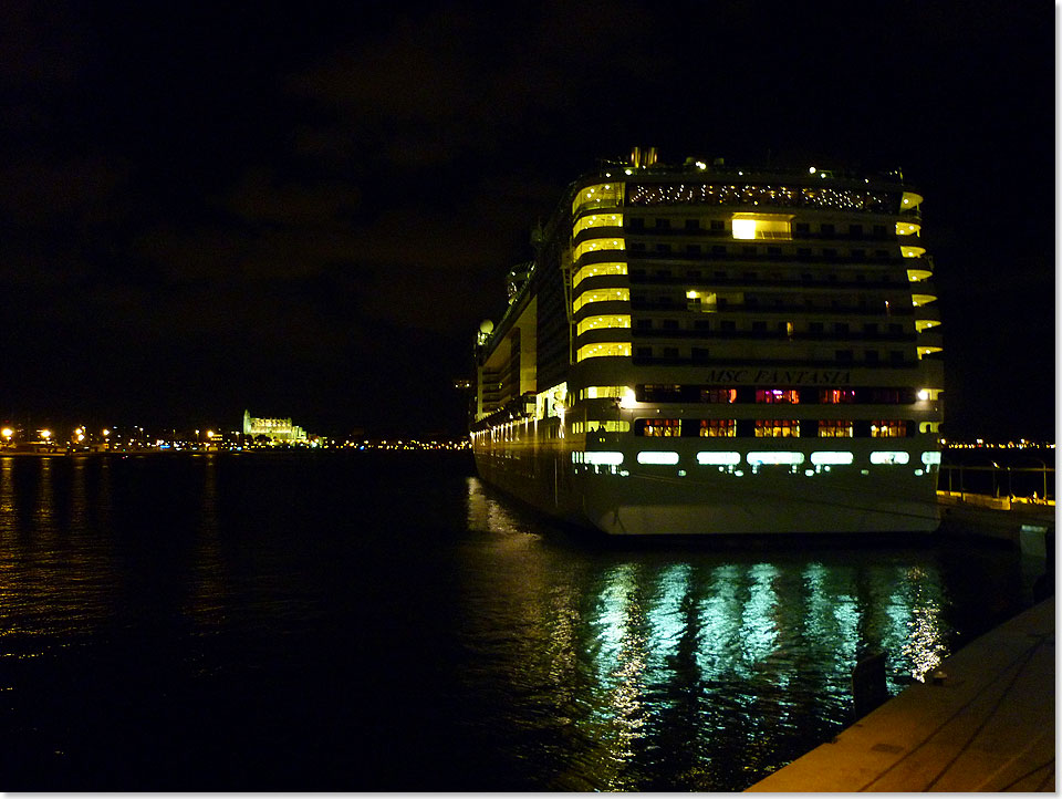 17407 MSC Fantasia Palma de Mallorca07 2015 Kai Ortel