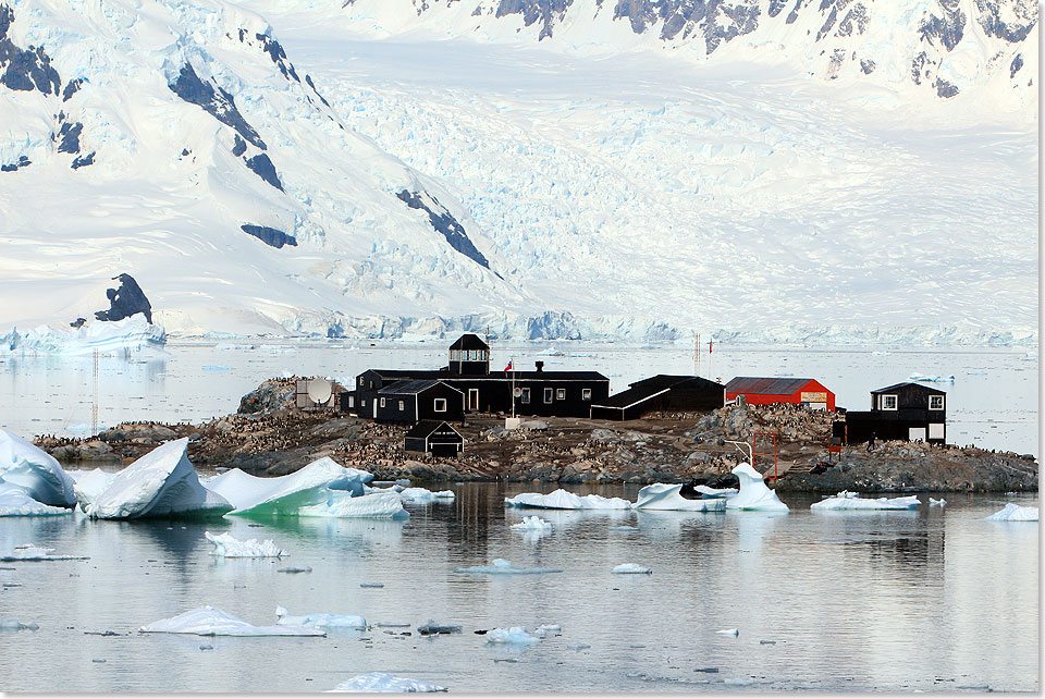 17408 Antarktis 2 Chilenische Forschungsstation 4061 Foto Ton Valk