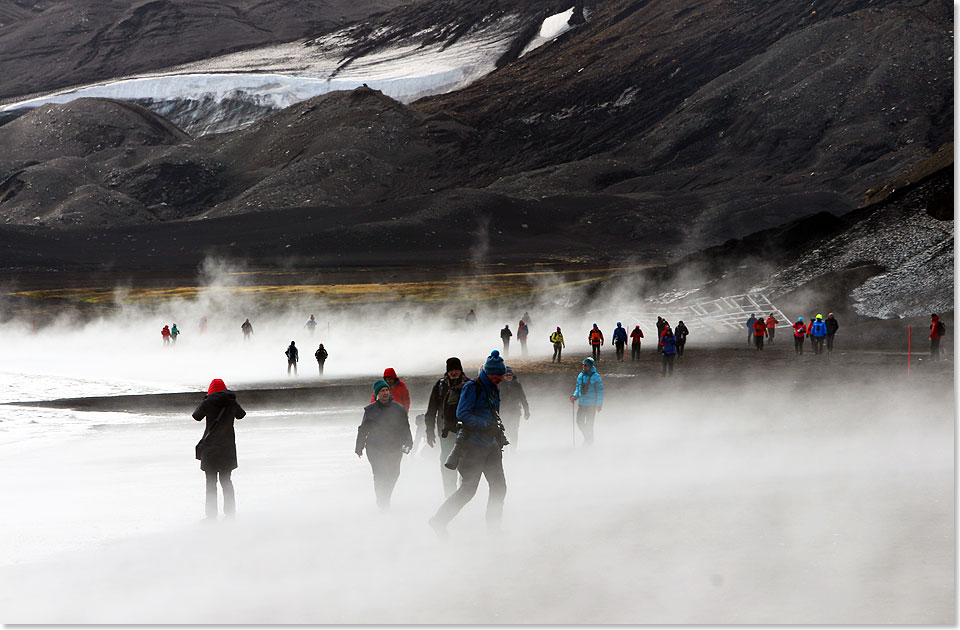 17408 Antarktis 2 Wahlers Bay auf Deception Island 5876 Foto Ton Valk