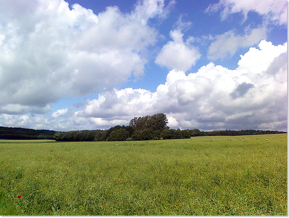 17415 PSW Typischer Ruegen Himmel im Sommer