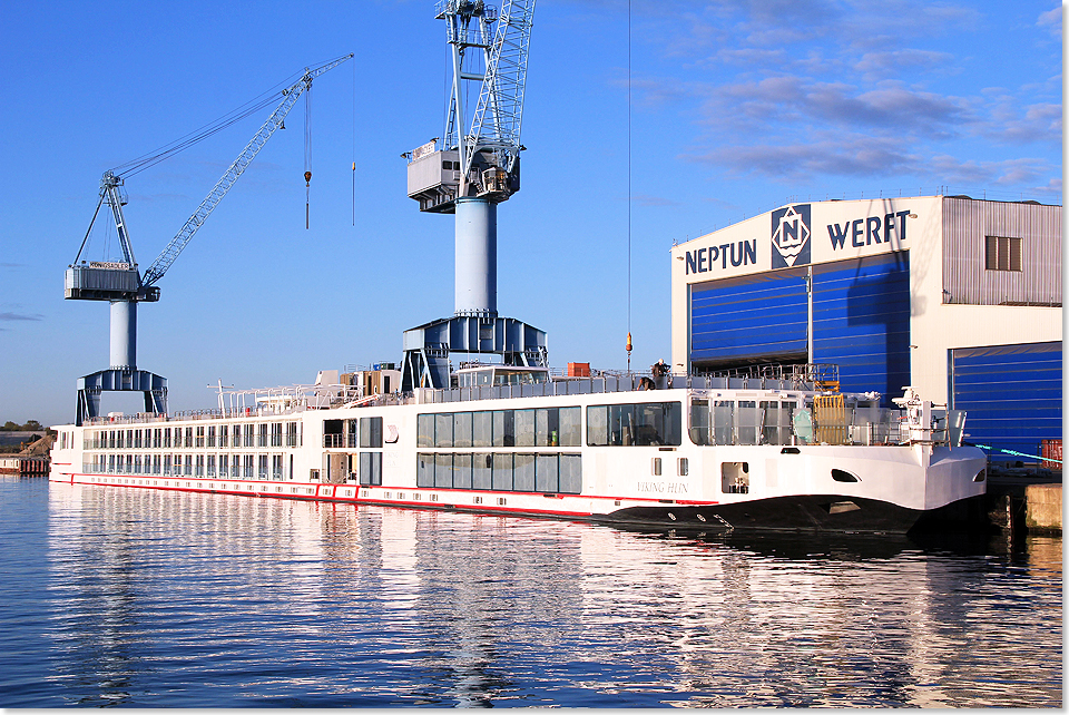 17504 Logship Foto Neptun Werft