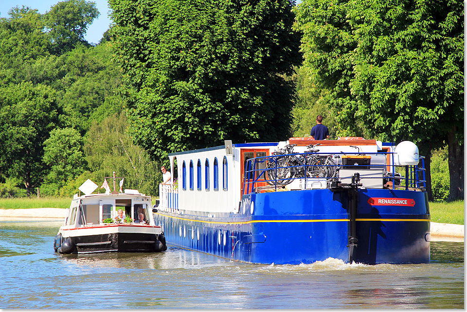 17515 PSW 267 DEBORAH auf dem Loire Seitenkanal