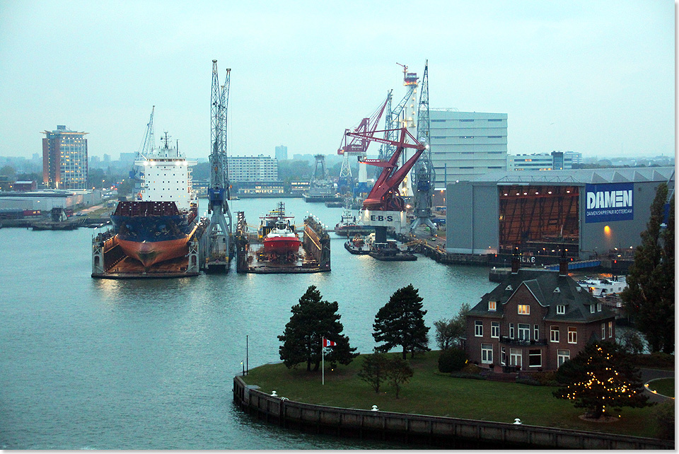 19506 50 Rotterdam Ausfahrt01 2018 Kai Ortel