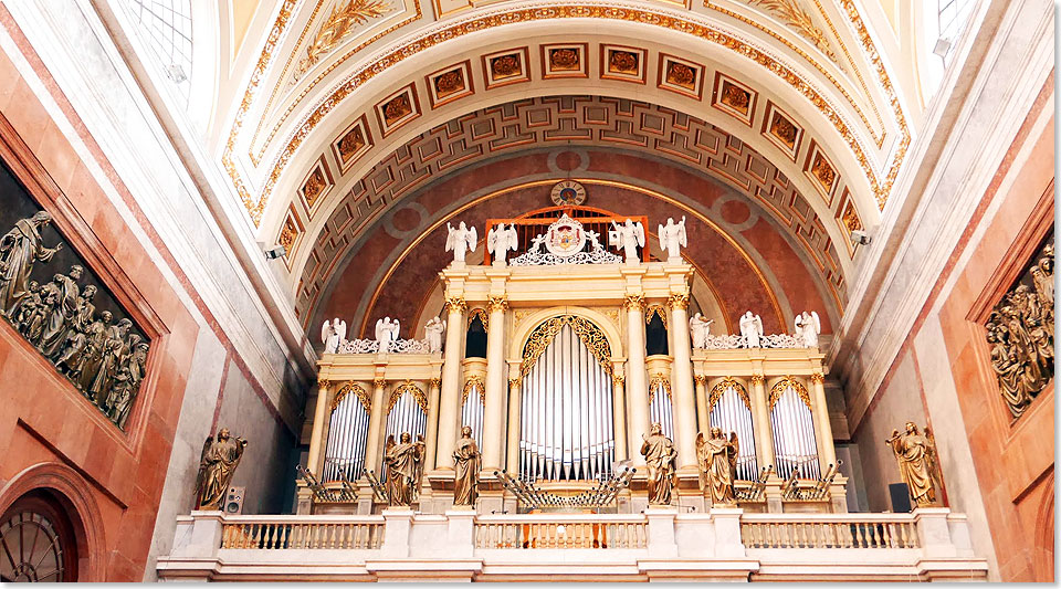 17612 A ROSA RIVA Orgel Basilika Esztergoml P1140677 Foto Philip Duckwitz Koeln