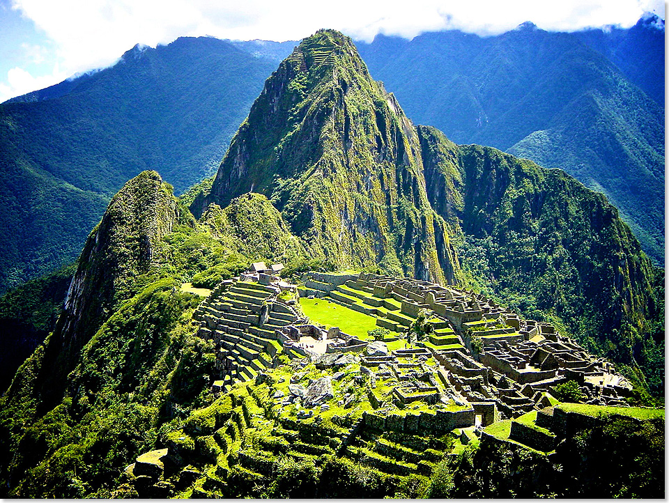 19611 Machu Picchu Peru Copyright HAL
