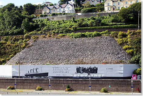 Die Geschichte Cobhs (damals Queenstown) ist eng mit dem Titanic Untergang verknpft: Whrend ihrer Jungfernfahrt lag die RMS Titanic am 11. April 1912 vor Queenstown auf Reede. Es wurde der letzte Hafen, den 
	sie anlief.