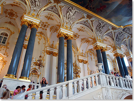 Wer diese Treppe betrat, wurde dem Zaren im 
	Winterpalais vorgestellt