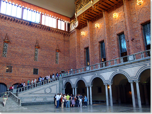 In diesem Saal des Stadthauses in Stockholm speisen jedes Jahr die neuen Nobelpreistrger, ihre Begleiter,die Komitees und der Knig.