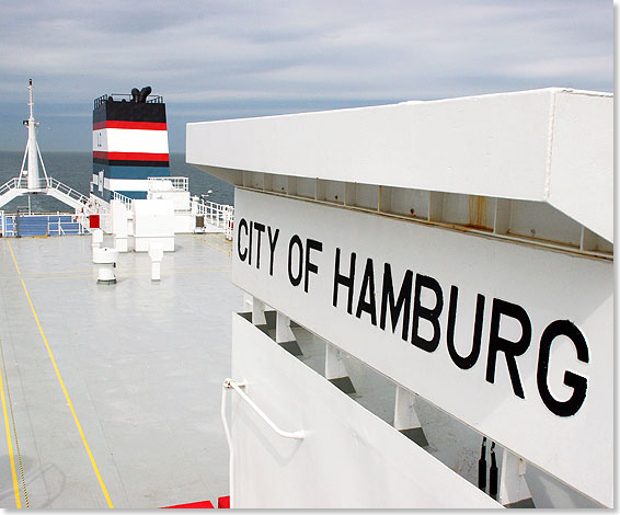 Das Namenschild der CITY OF HAMBURG auf Deck 10