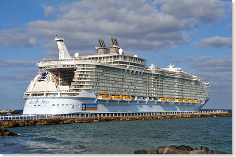 Die ALLURE OF THE SEAS ist ein Schwesterschiff der OASIS OF THE SEAS