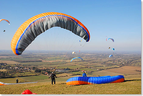 Ganz in der Nhe von Brighton, in Shoreham By Sea, befindet sich die Airsports Paragliding Scool.