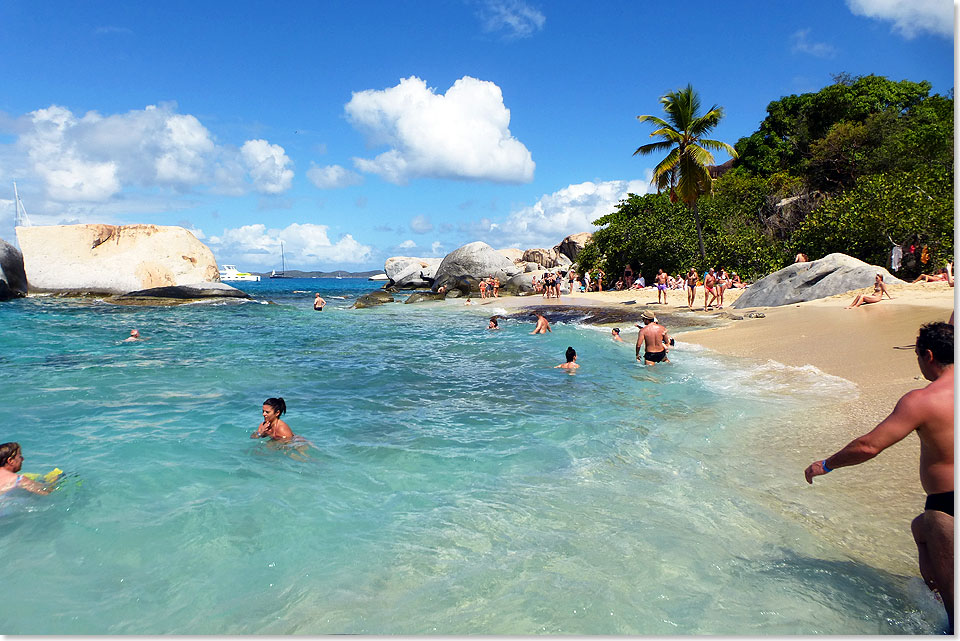 Der berhmte Strand The Baths auf der drittgrten Insel der Britsh Virgin Islands, Virgin Gorda.
