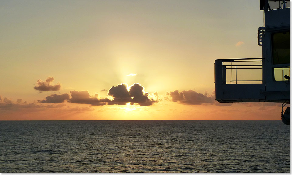 Sonnenuntergang am letzten Abend auf der MEIN SCHIFF 1.