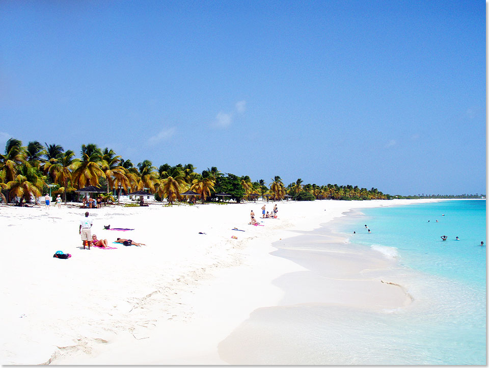  Whrend die groe Schwesterninsel Antigua neben allen wunderbaren Strnden auch Gelegenheit fr jede Menge Action bietet, ist Barbuda vor allen Dingen ein Platz zum Abschalten und Trumen ...