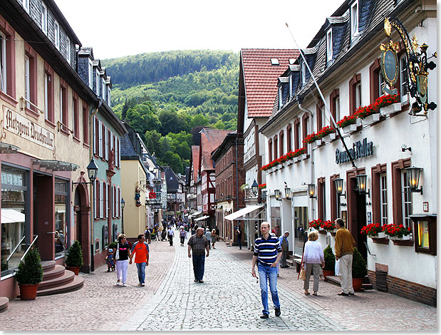 Die 
			Hauptstrae in Miltenberg ist Fugngerzone