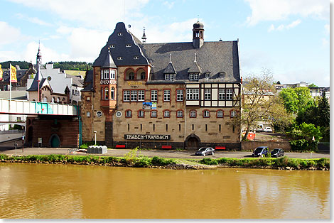 Traben-Trarbach, hier das Postamt und Lorettahaus