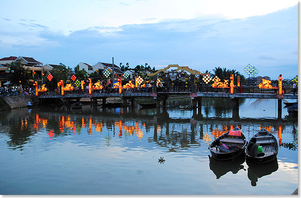 Die 
	malerische Altstadt von Hoi An mit ihren historischen Brcken, Tempeln, 
	Husern und Gassen