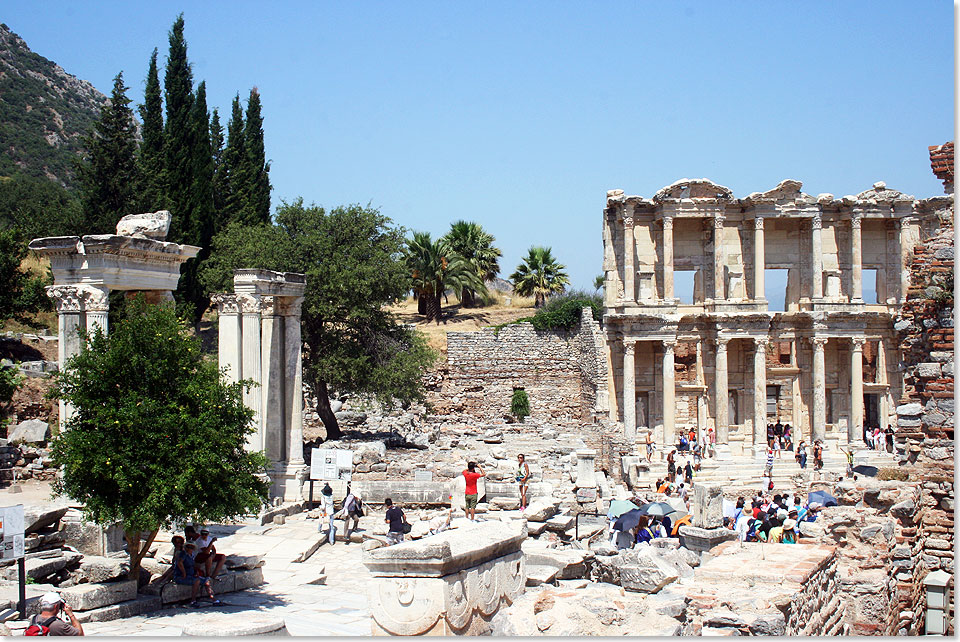 Die Celsus-Bibliothek in Ephesus.
